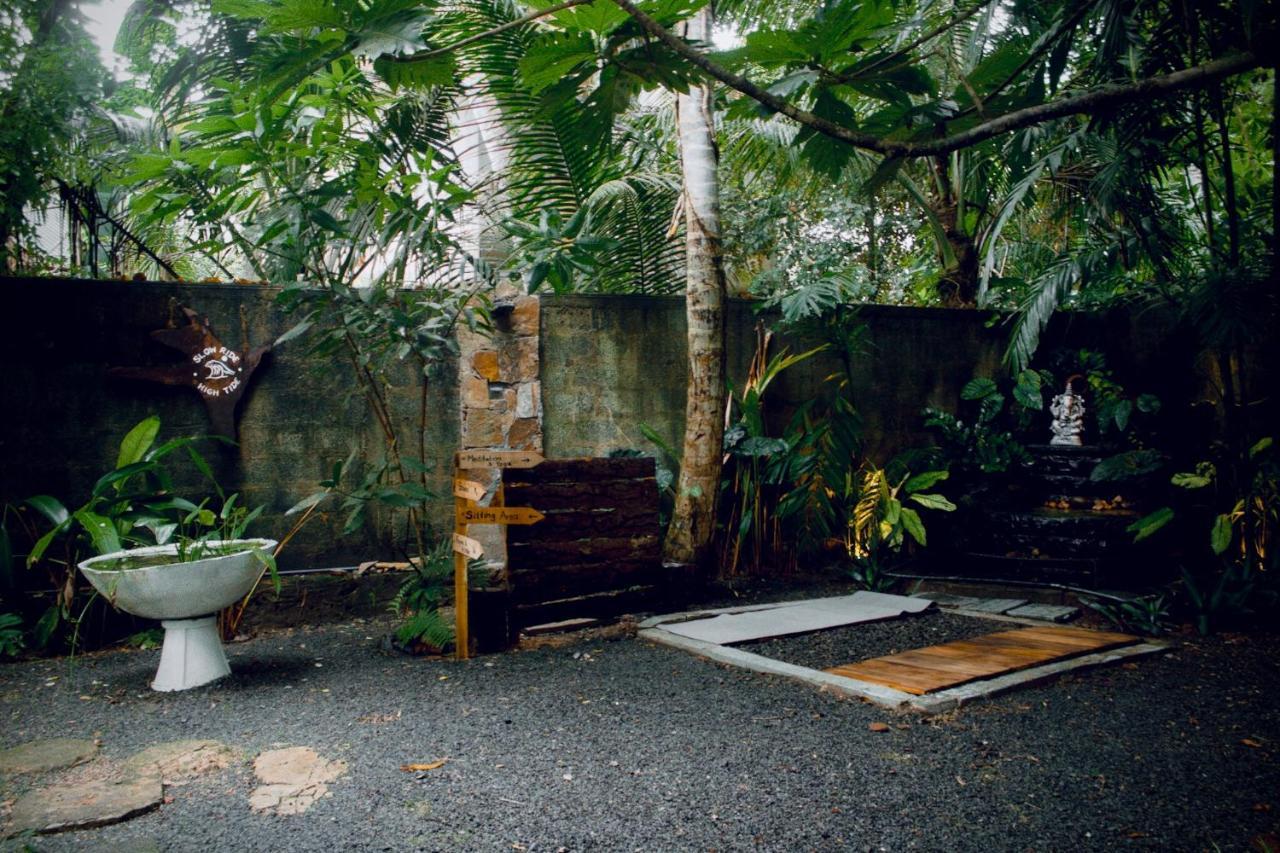 Bananas Mirissa Hotel ภายนอก รูปภาพ